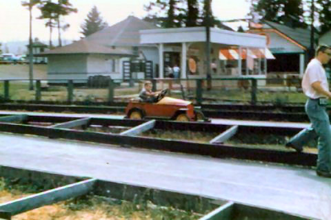 Click to display the next picture