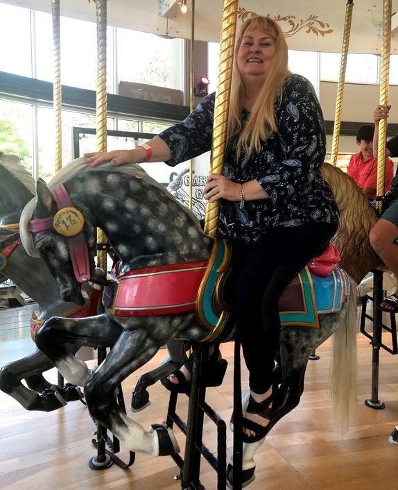 Click to display the next picture