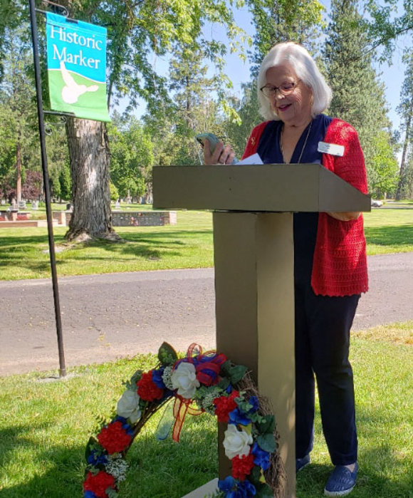 Click to display the next picture