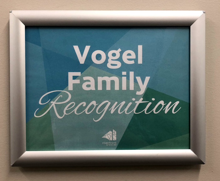 Click to display the next picture